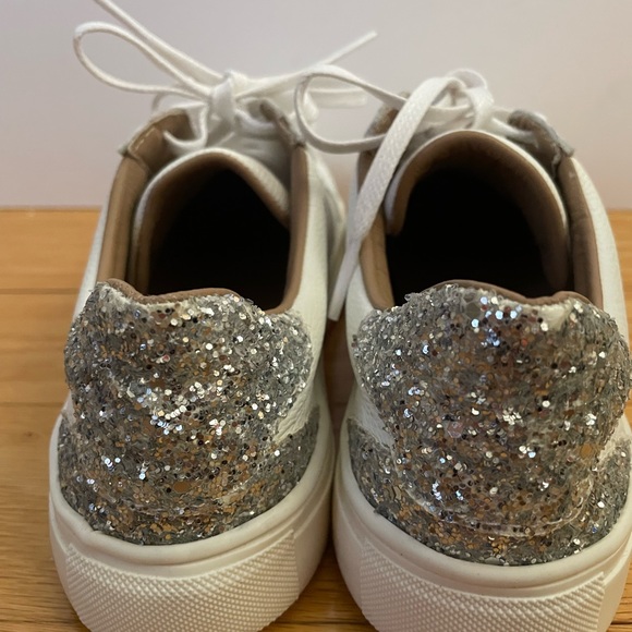 Kaanas Sneakers Size 6 - Picture 5 of 6